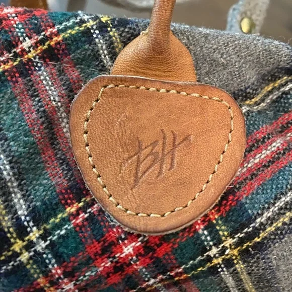 Elegant Plaid Satchel with Tan Leather Trim - Picture 2 of 8